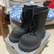 巴黎世家米鞋