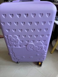 Hello Kitty 行李箱