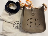 Hermes Mini Evelyne 大象灰金扣