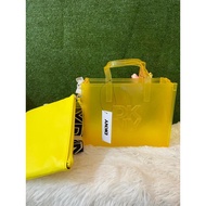 DKNY Hadlee Jelly Bag – On-Hand Pinas
