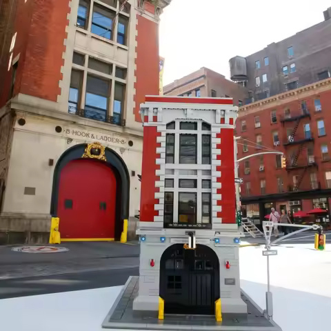 Street View Firehouse Headquarters Model Building Blocks Bricks Compatible 75827 Desktop Decoration 