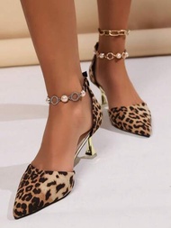 女士指尖豹紋高跟鞋，腳踝帶和珍珠裝飾，貓跟和空心設計
