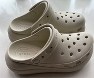 Crocs厚底涼鞋、洞洞鞋