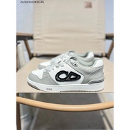 Dior B30 Dad Sneakers - Retro Style with Delicate Texture
