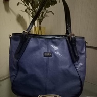 tas wanita branded original tods