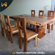 meja makan antik,meja makan kayu solid,meja makan trembesi,kursi makan furniture jepara