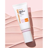 Cnp Laboratory tone-enhancing sunscreen