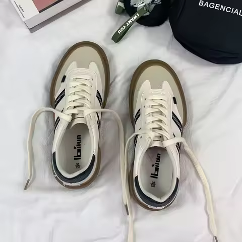 2023 Autumn New Luxury Shoes for Woman Classic Sneakers Women Leather Retro Low Cut Lace -up Casual 