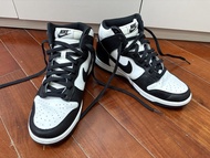 Nike Dunk High 黑白配色
