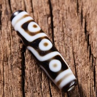 西藏天珠 ~ 至純九眼天珠 Dzi Bead