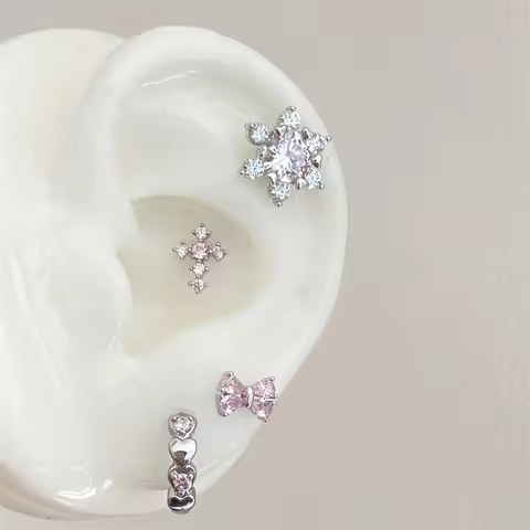 1 PCS New Fashion Cute Pink Zircon Crystal Ear Bone Nail 316L Medical Titanium Steel Earrings for Wo