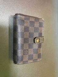 LV銀包