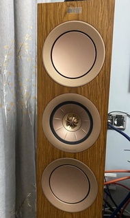 KEF R5