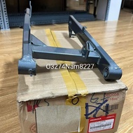 Càng gắp gấp bánh sau xe WAVE RS S100 RSX xám zin Honda