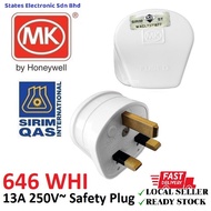 MK-646 13A Heavy Duty 3 Pin Bakelite Plug Top