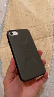 【UAG】 iPhone 8/SE 耐衝擊 簡約保護殼（美國軍規防摔殼 手機殼）