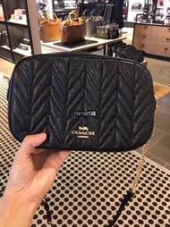 Chris精品代購COACH 寇馳 31459 新款牛皮菱格相機包 單肩斜背包 時尚精品  美國代購