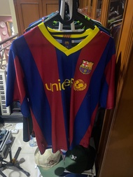Jersey Barcelona 2010 Fan version ORIGINAL size L nameset Messi