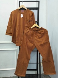 ONE SET KAOS POLOS SETELAN WANITA MOTIF BUNGA RAYON