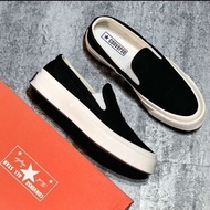 Converse Slip On Deck Star 67 Black White  Shoes