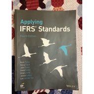 APPLYING IFRS STANDARS (4th EDITION)