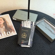 🎁Balenciaga 巴黎世家黑色護照夾零錢包掛飾  包包掛件 禮物 Bag Charm, Hanging Ornament – Gift