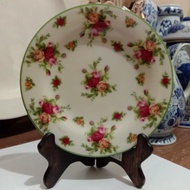 piring hias royal Albert 003