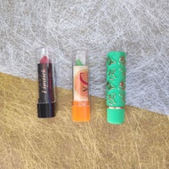 lipstick hijau (warna ikut darah )