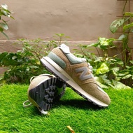 NB 574 Stone Island Size 43 (Original)