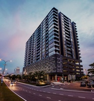 Cube 8teens Boutique Suite by Nest Home