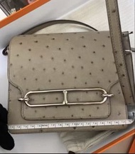 Hermes 愛馬仕mini Roulis 豬鼻子鴕鳥皮 D刻 19cm 灰色