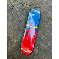 Toy Machine Skateboard Monster Assorted 8.0 Children. Skateboard size 8.0 Skateboard. Skateboard dec