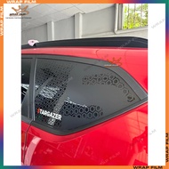 Hyundai Stargazer X windshield sticker in the shape of a man's nest