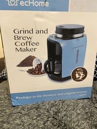 Coffee grinder and coffee makers
