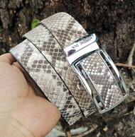 Belt The belt buckle is an automatic buckle snake leather 55 inches long