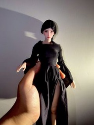 放售 自D 1:6女兵人
