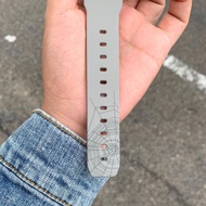 Gshock
DW-5700SF-1JR .