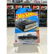 Hotwheels Chevy C10 bad card/buble