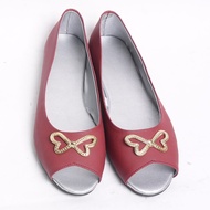 Doll Me Up Shoes Bliss Open Toe Flats (Maroon) with Free Indoor Slippers
