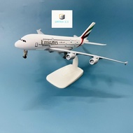 Emirates A 380 High Quality Alloy Airplane Display Model 1/400 Scale