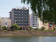 松榮河畔飯店 (River Side Hotel Shoei)