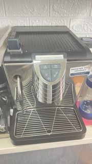 Nearly new nuova simonelli oscar II
