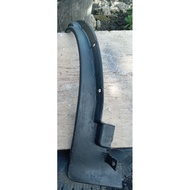MUDGUARD FOR DA17V AND DA17W( DRIVER SIDE)