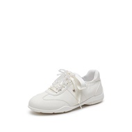 Staccato Gat Sneakers for Women รองเท้าผ้าใบผู้หญิง ส้นแบน J2413