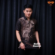 Men's Short Sleeve Batik Shirt with Cicak Rowo Motif