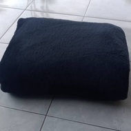 PLAIN BLACK FLUFFY BLANKET SUPER THICK AND SOFT/ FLUFFY BLANKET HOTEL BLANKET