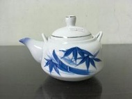 WH26309【四十八號老倉庫】全新 早期 台灣 大同 香山窯 手繪 竹花 茶壺 300cc 1壺價 附提把