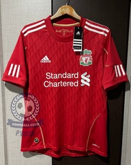 New!! เสื้อฟุตบอลย้อนยุค Retro หงษ์แดง ปี 2010/11 Home อัดชื่อนักเตะ TORRES, GERRARD, SUAREZ