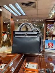 ✨門市現貨 無需預約✨ Hermes Herbag 31 石板灰拼黑色銀扣