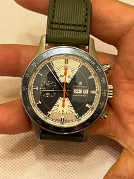Steinhart -RaceTimer瑞士製造鈦金屬7750機芯計時錶，鎖霸龍頭,計時按鈕亦是螺絲鎖把，藍寶石水晶鏡面，44mm, 功能全正常，附有原裝表帶及書仔，後配鴨屎綠色真皮錶帶, 寶藍色錶面